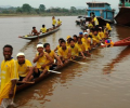 Dragonboat team preparing to race